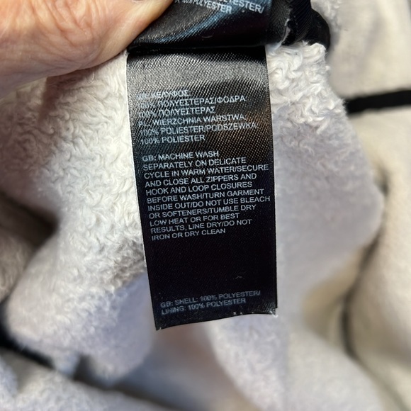 The North Face Osito in size Small - Picture 7 of 7